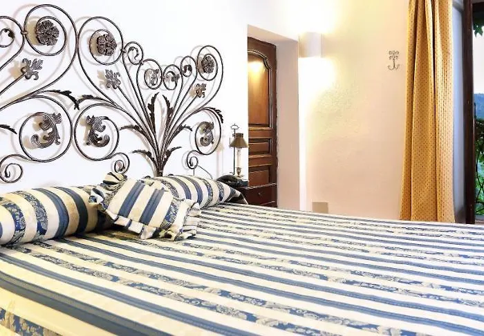 L'agnata Di De Andre Boutique Hotel 3*
